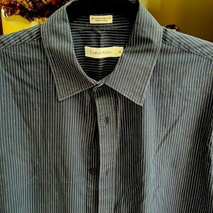 Calvin Klein Button down